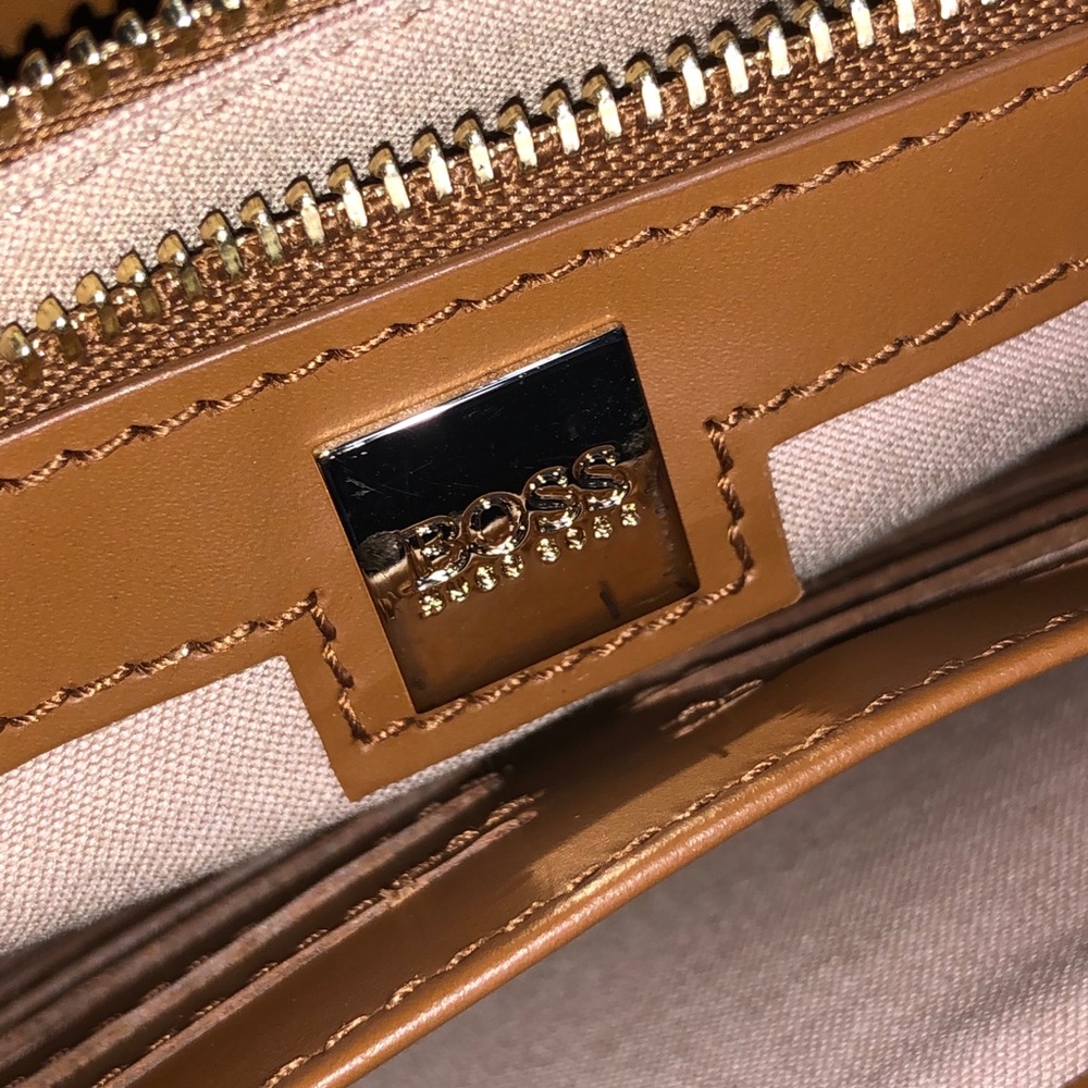 BOSS Hugo Boss Munich Mini Leather Clutch - Picture 11 of 13